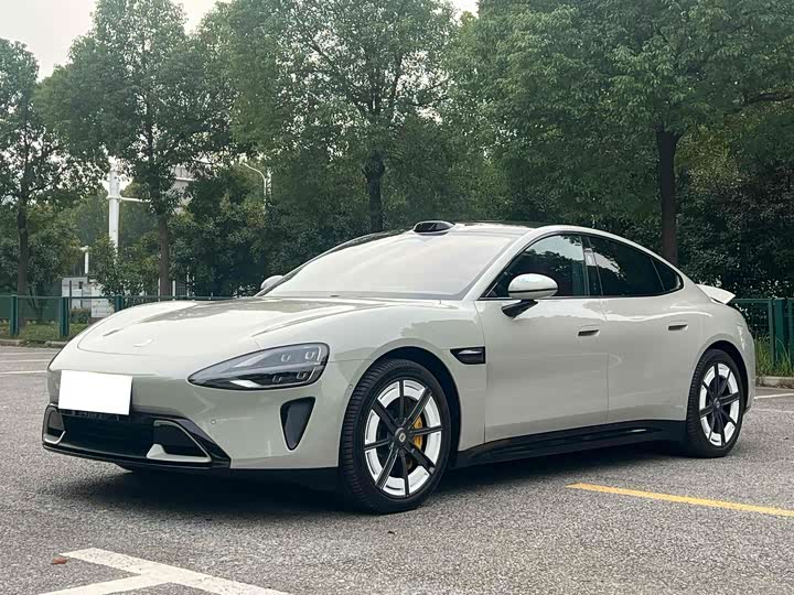 Фото 1 - Xiaomi SU7