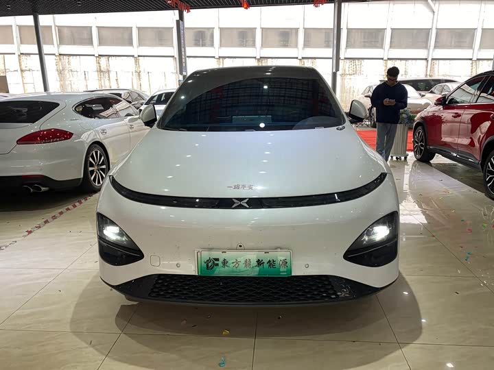 Фото 2 - XPeng G6