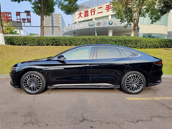 Фото 3 - BYD Han