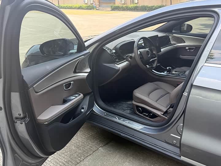 Фото 7 - BYD Han