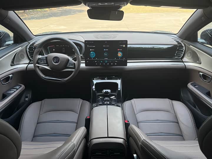 Фото 9 - BYD Han