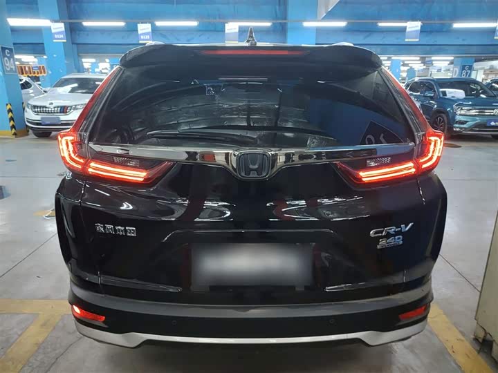 Фото 6 - Honda CR-V