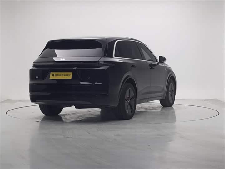 Фото 8 - LiXiang L7