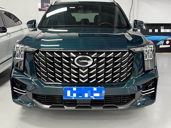 Фото 2 - GAC Trumpchi GS8