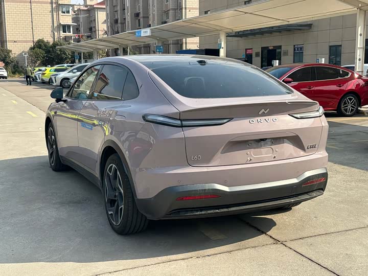 Фото 3 - Nio Onvo L60