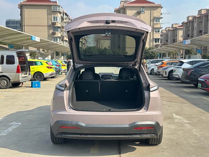 Фото 5 - Nio Onvo L60