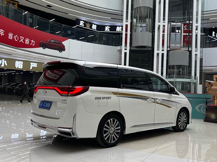 Фото 6 - GAC Trumpchi M8