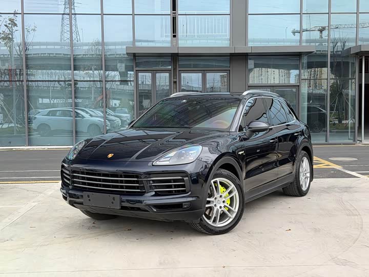 Фото 1 - Porsche Cayenne Hybrid