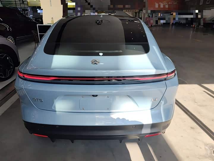 Фото 6 - Nio ET5