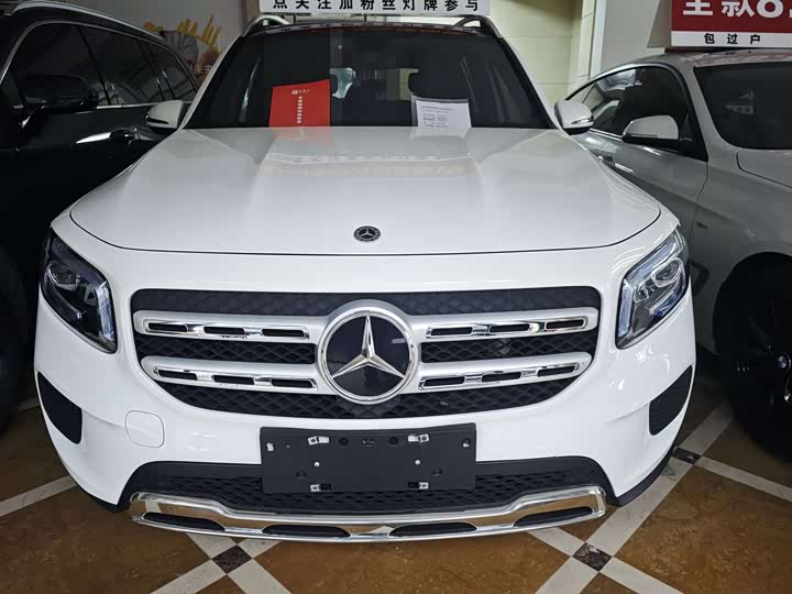 Фото 2 - Mercedes-Benz GLB-Class