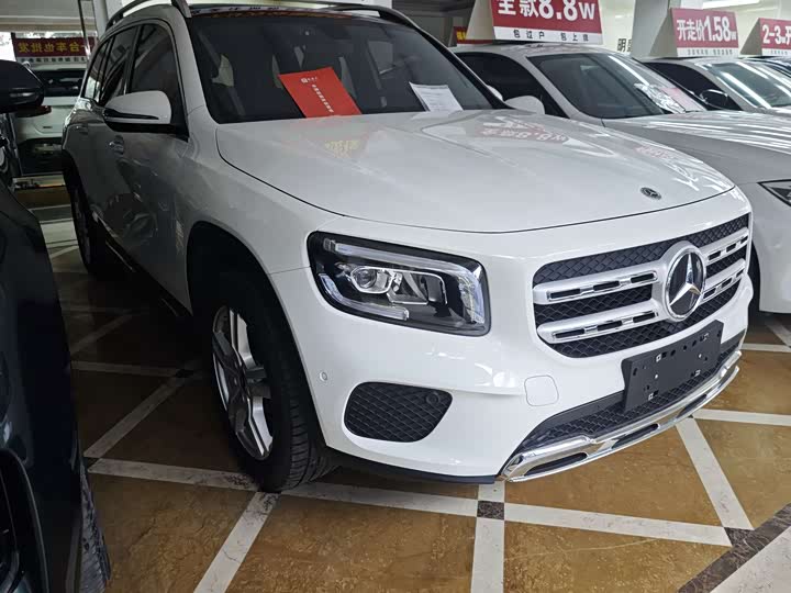 Фото 3 - Mercedes-Benz GLB-Class