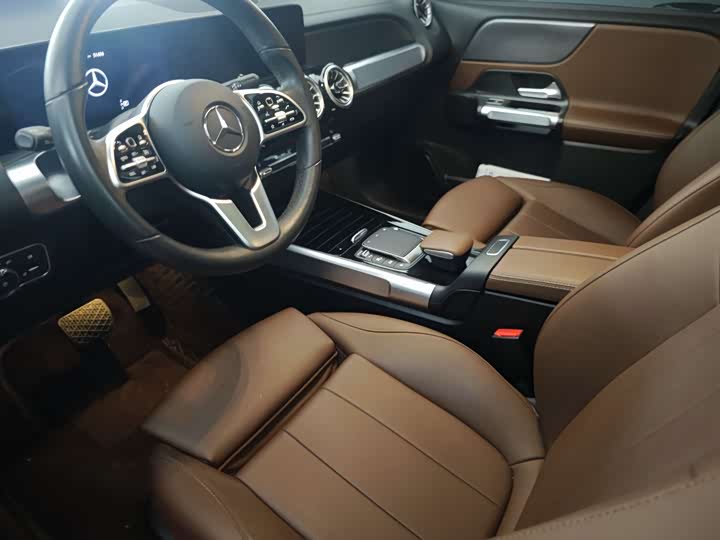Фото 4 - Mercedes-Benz GLB-Class