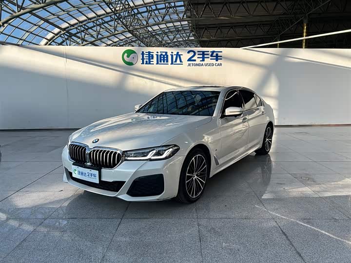 Фото 1 - BMW 5 Series