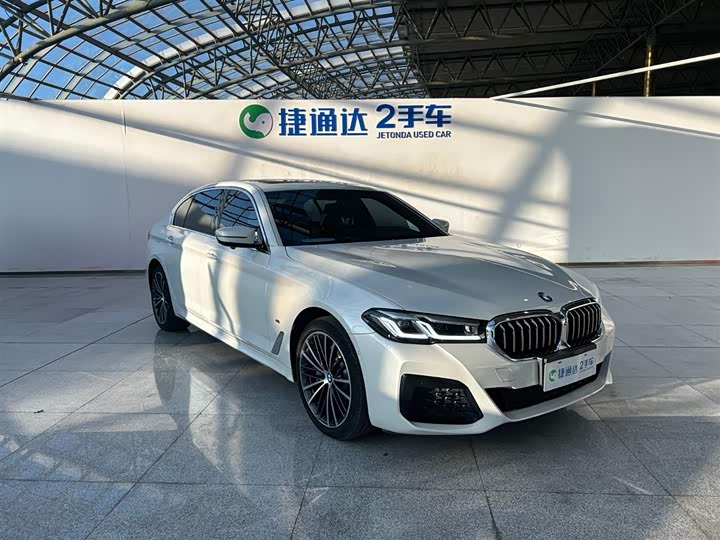 Фото 3 - BMW 5 Series