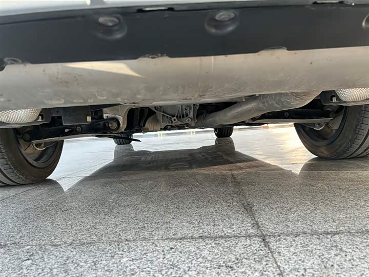 Фото 9 - BMW 5 Series