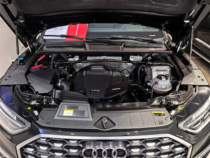 Фото 8 - Audi Q5L Sportback