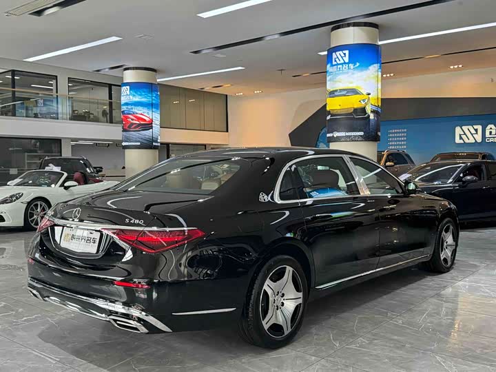 Фото 3 - Mercedes-Benz Maybach S-Class