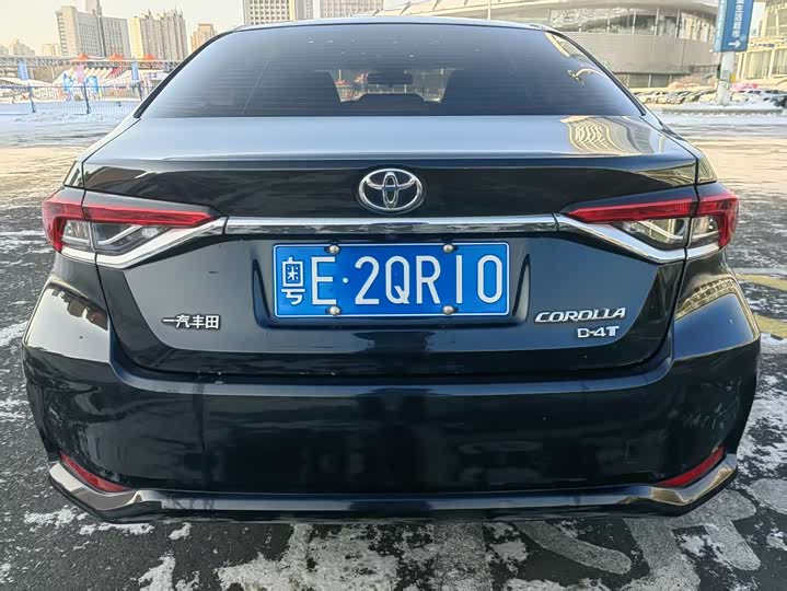 Фото 6 - Toyota Corolla