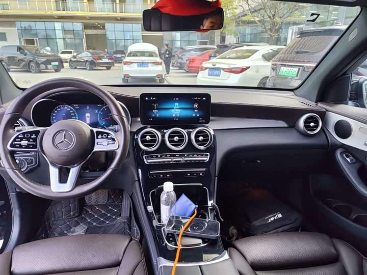 Фото 9 - Mercedes-Benz GLC-Class