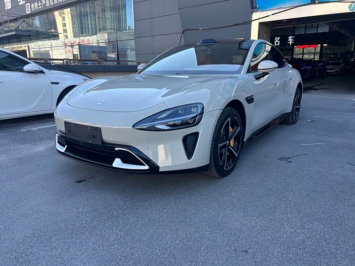 Фото 1 - Xiaomi SU7