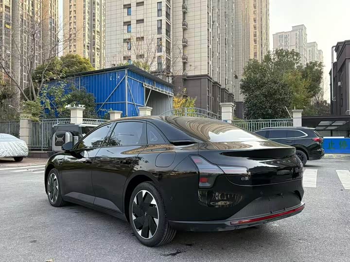 Фото 6 - XPeng Mona M03