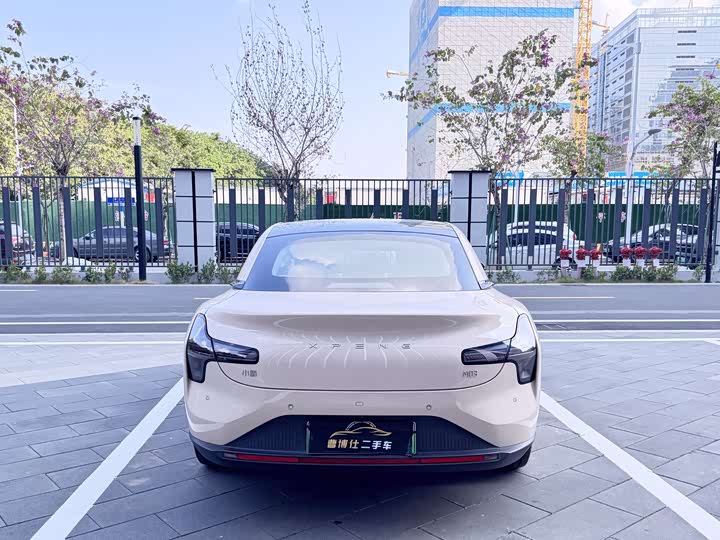 Фото 8 - XPeng Mona M03