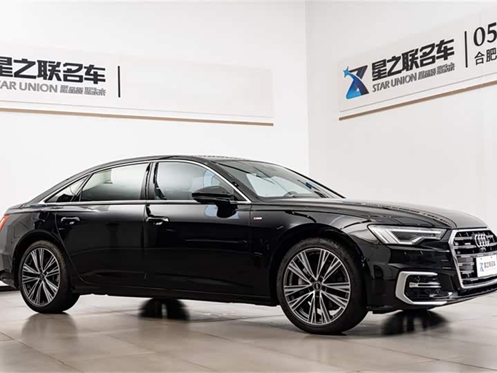 Фото 6 - Audi A6L