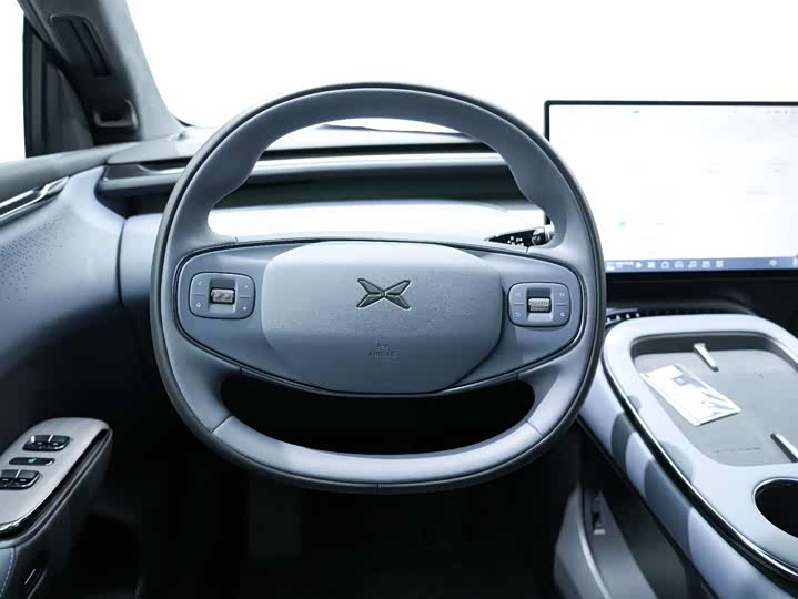 Фото 3 - XPeng G7