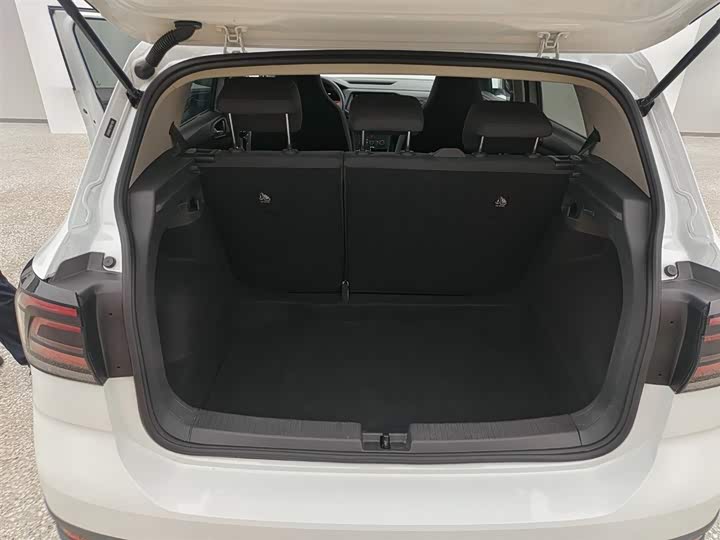Фото 6 - Volkswagen T-Cross