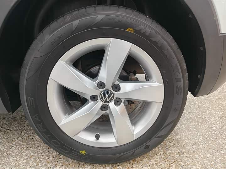 Фото 7 - Volkswagen T-Cross