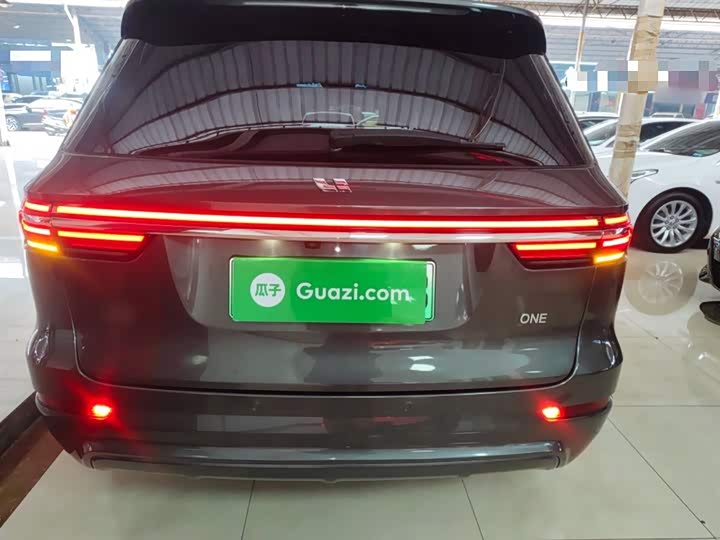 Фото 6 - LiXiang One