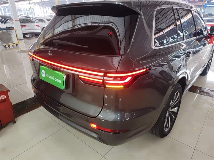 Фото 7 - LiXiang One