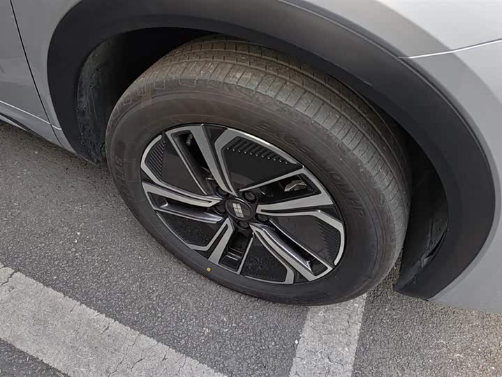 Фото 6 - Geely Galaxy Starship 7