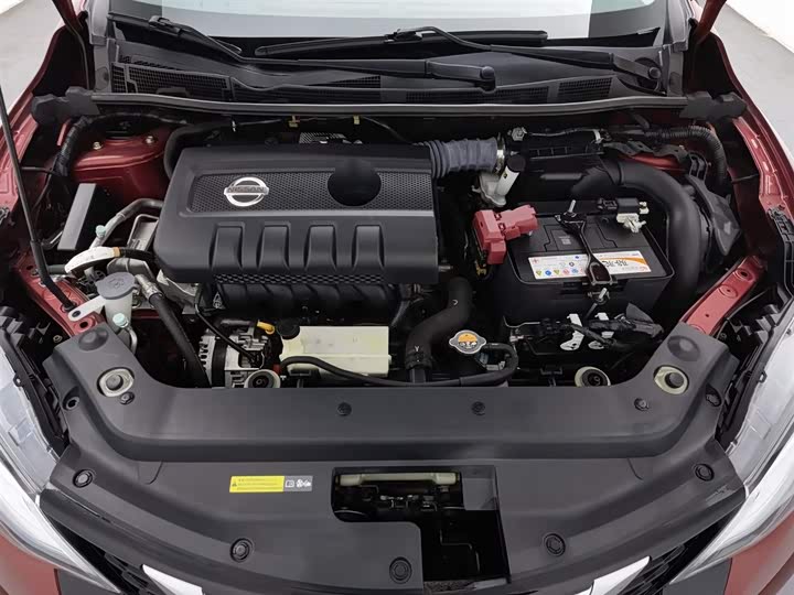 Фото 6 - Nissan Tiida