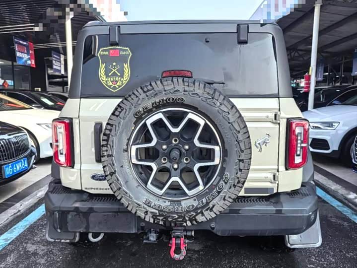 Фото 4 - Ford Bronco