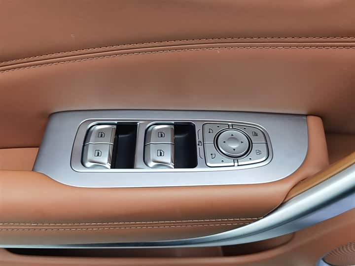 Фото 9 - Ora Lightning Cat (07)