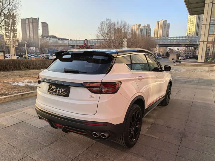 Фото 6 - Geely Coolray