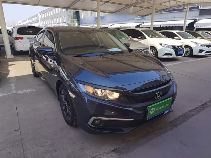 Фото 4 - Honda Civic