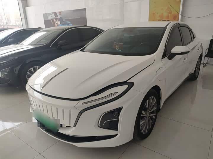 Фото 2 - Hongqi E-QM5