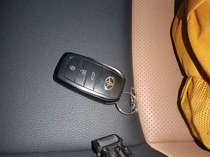 Фото 9 - Toyota Frontlander