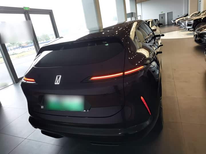 Фото 6 - Avatr 07