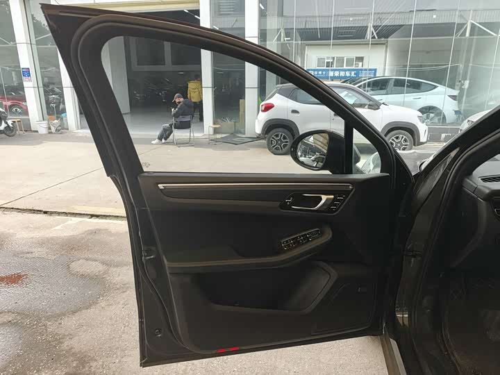 Фото 5 - Porsche Macan