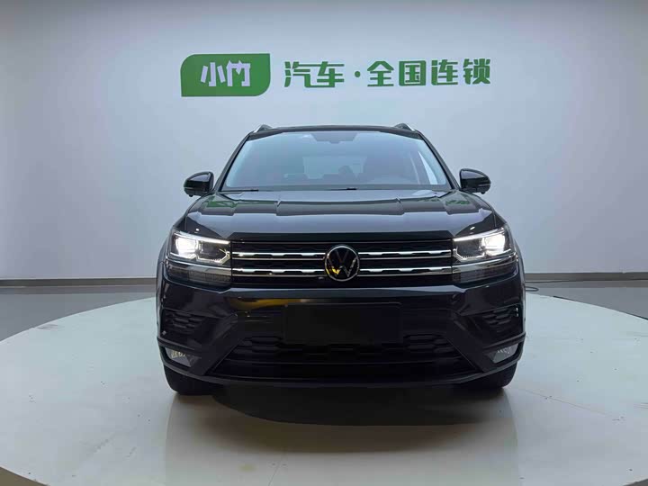 Фото 2 - Volkswagen Tharu