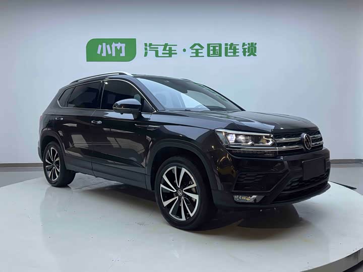 Фото 3 - Volkswagen Tharu