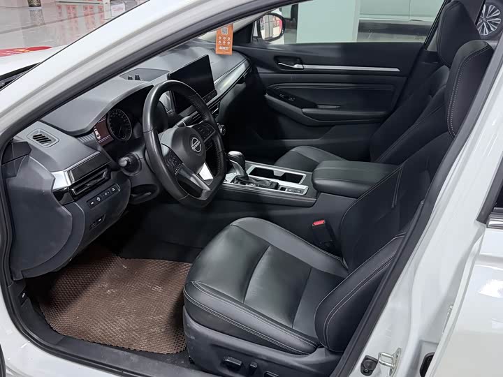 Фото 7 - Nissan Teana