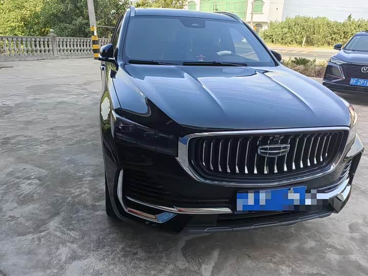 Фото 2 - Geely Monjaro