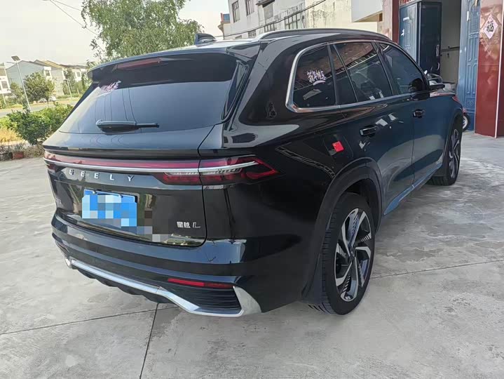 Фото 7 - Geely Monjaro