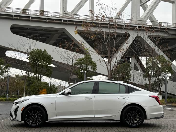 Фото 4 - Cadillac CT5