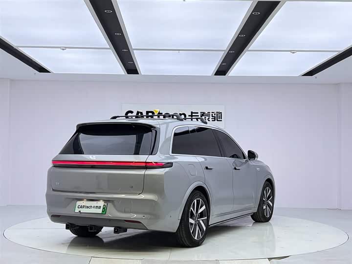 Фото 6 - LiXiang L8