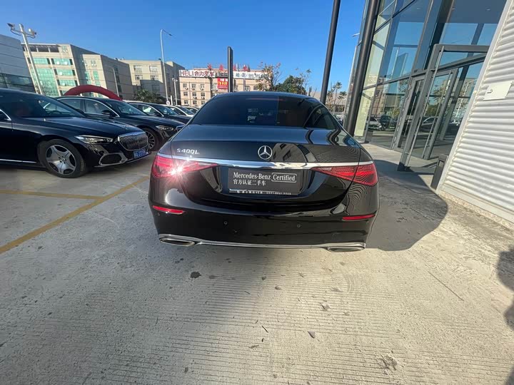 Фото 5 - Mercedes-Benz S-Class